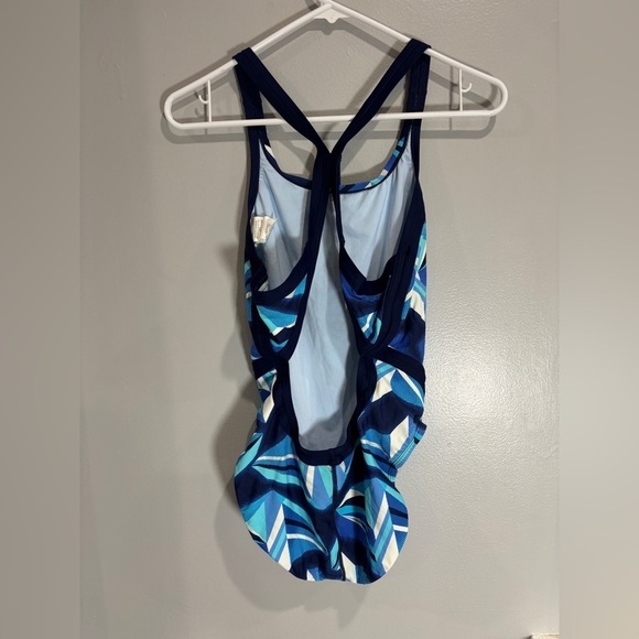 Nike Womens One Piece Bathing Suit Geometric Pattern Criss Cross Back Women’s 10 - Picture 3 of 5